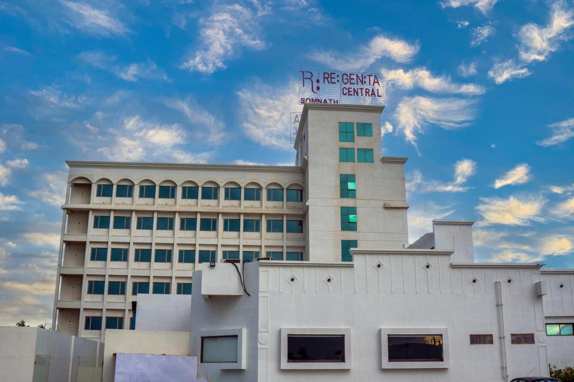 Regenta Central Somnath, Bhalpara Exteriér fotografie