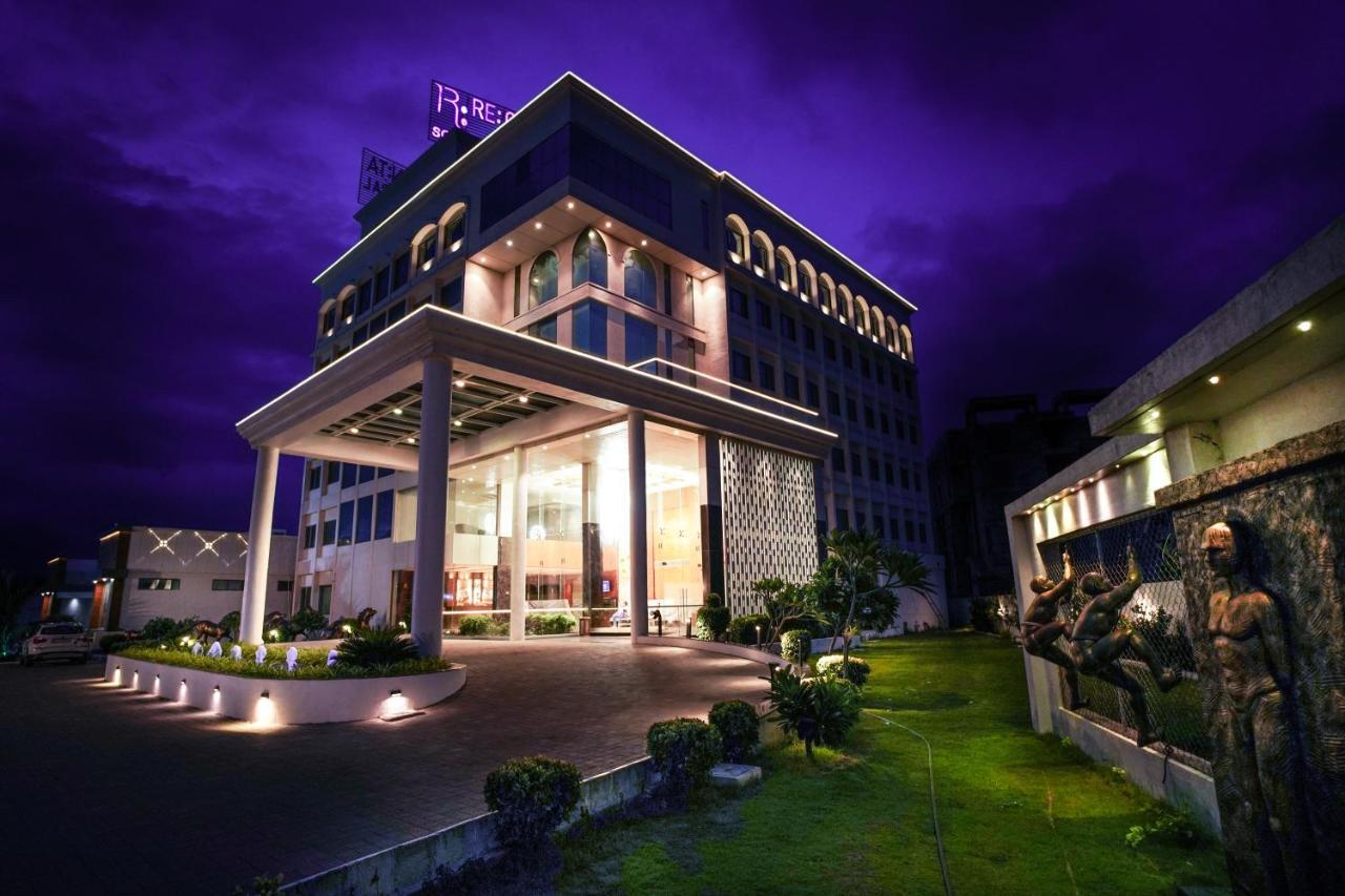Regenta Central Somnath, Bhalpara Exteriér fotografie
