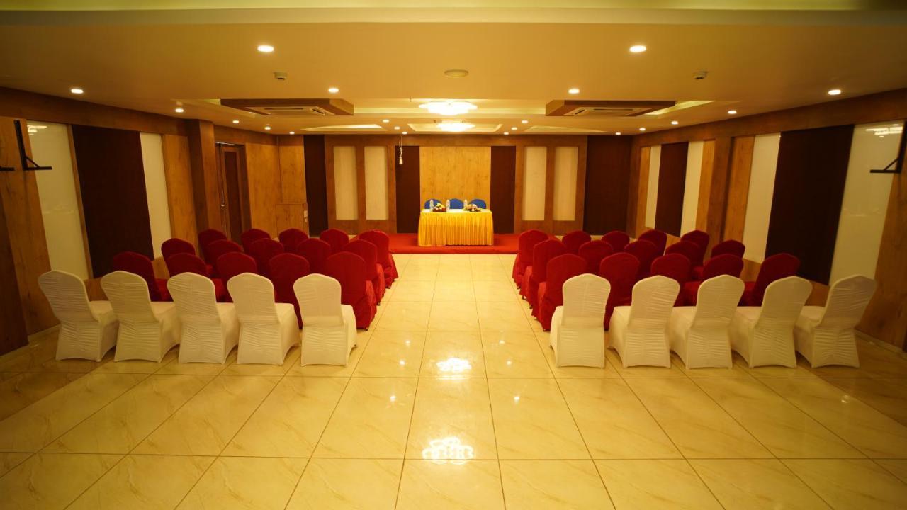 Regenta Central Somnath, Bhalpara Exteriér fotografie